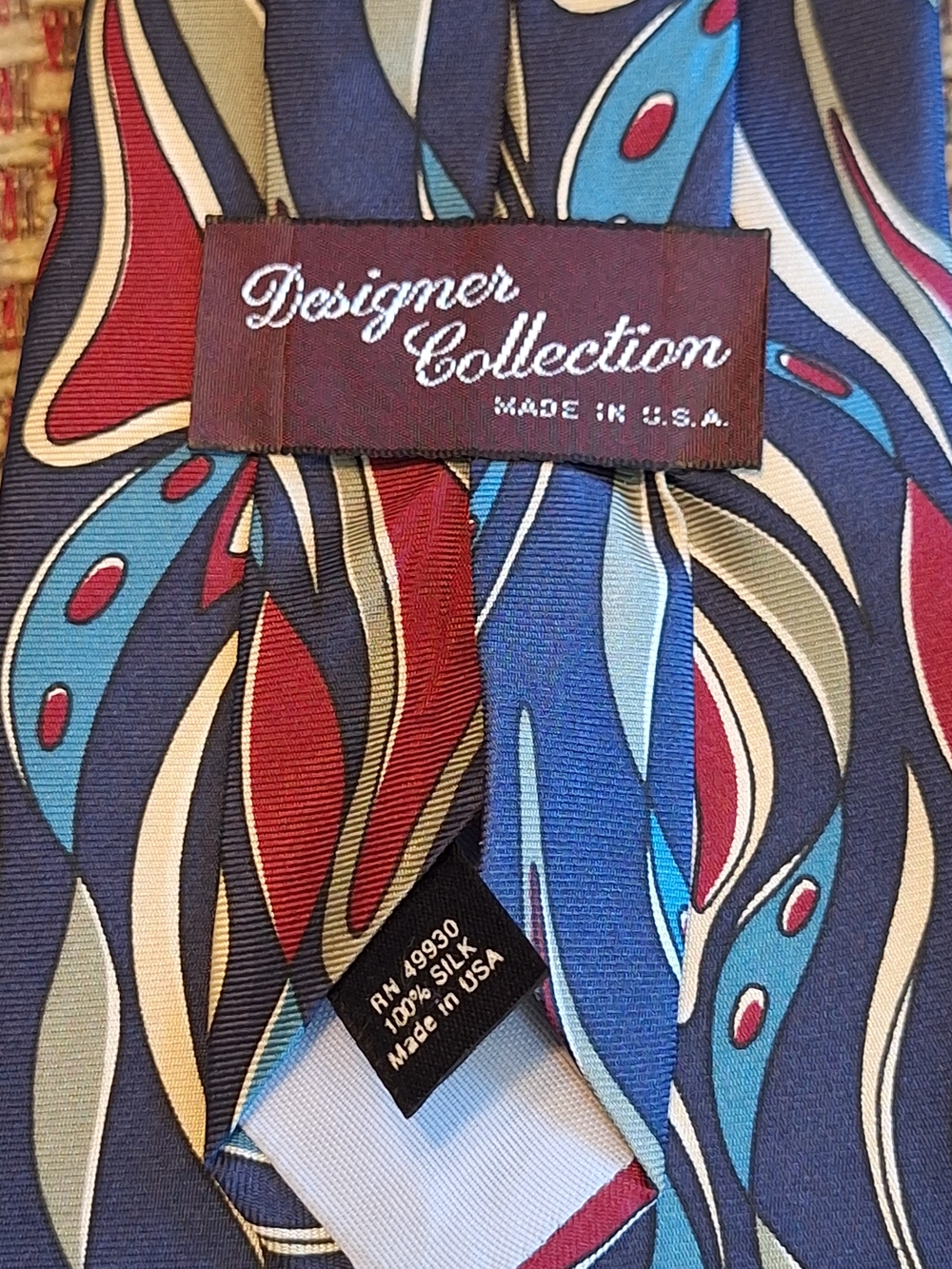 6 Assorted Men's Novelty Ties - Picture 4 of 10